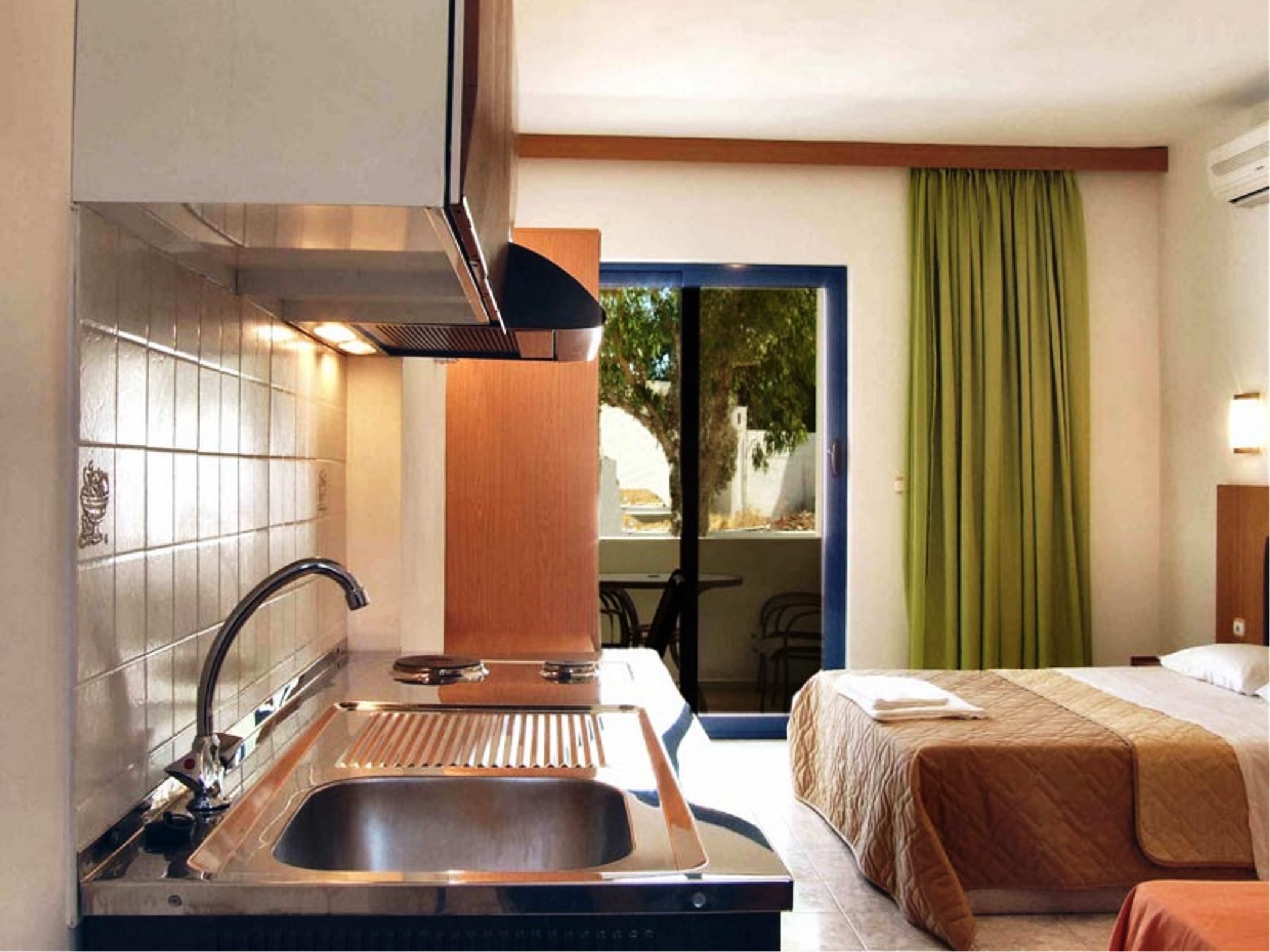 Irinoula Hotel Apartments