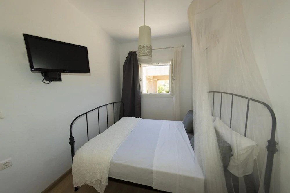 Uno Apartments