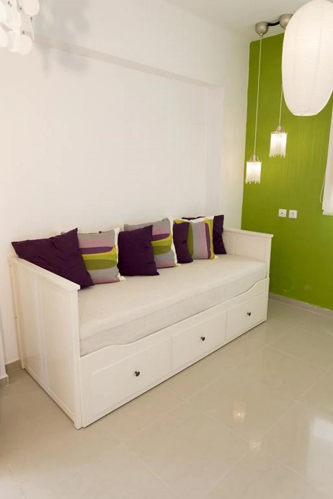 Uno Apartments