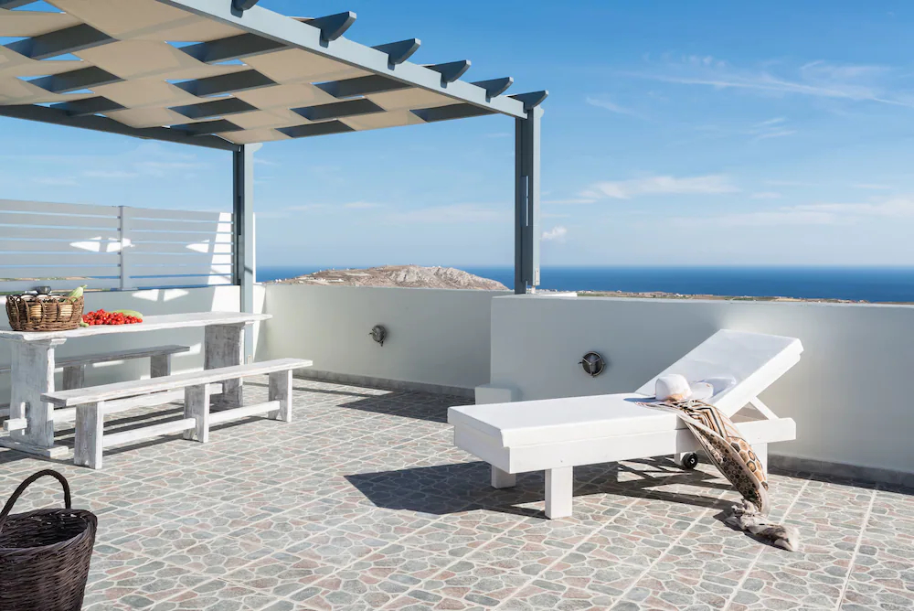 Aspronisi Luxury Villa