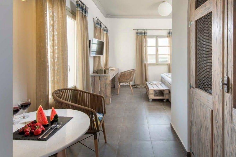 Calderas Dolphin Suites