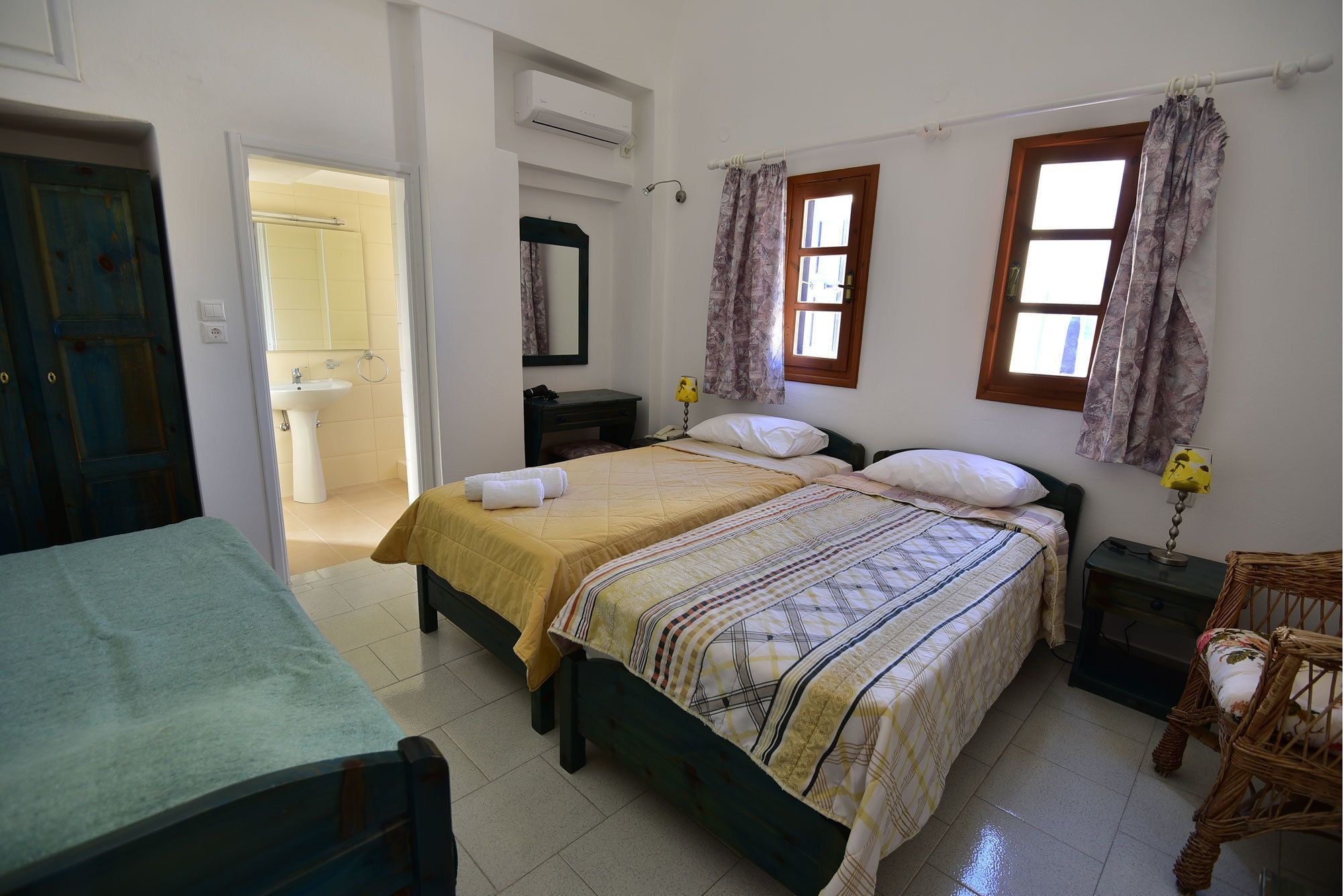 Caldera View Bungalow Resort