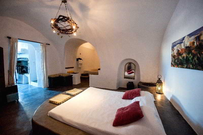 Santorini Heritage Villas & Mansions