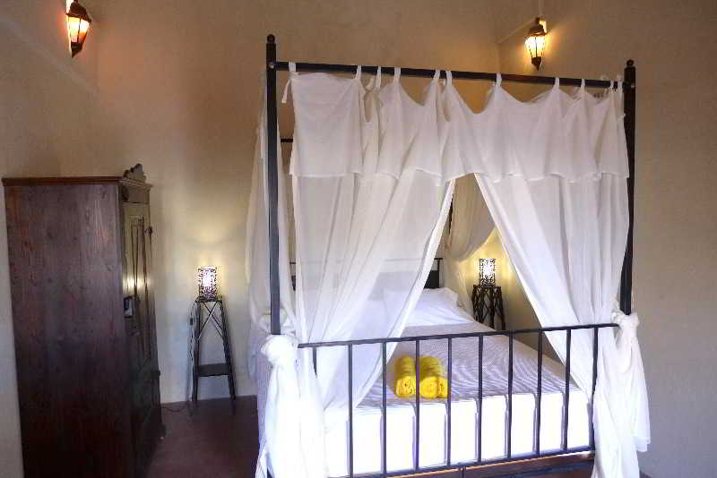 Santorini Heritage Villas & Mansions