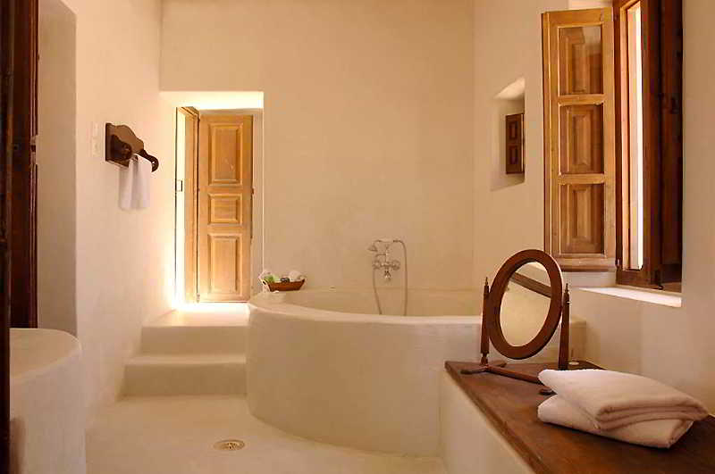 Santorini Heritage Villas & Mansions