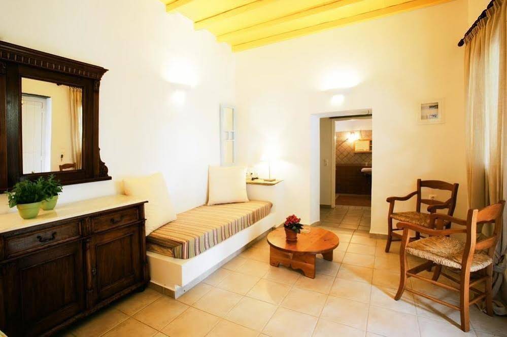 Golden Beach Hotel & Apartments
