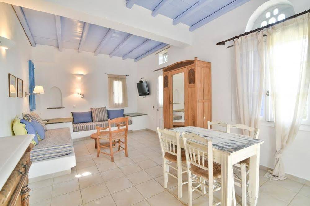 Golden Beach Hotel & Apartments
