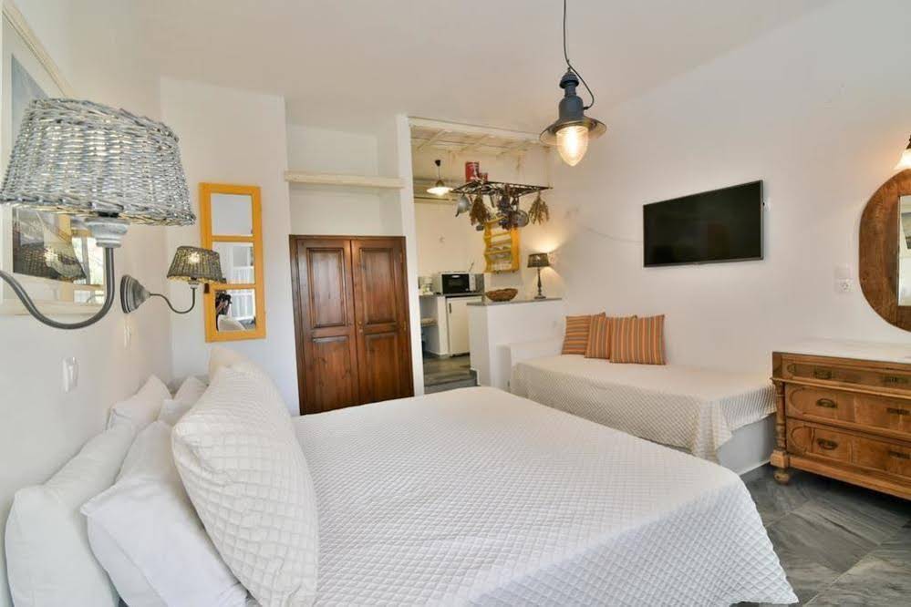 Golden Beach Hotel & Apartments