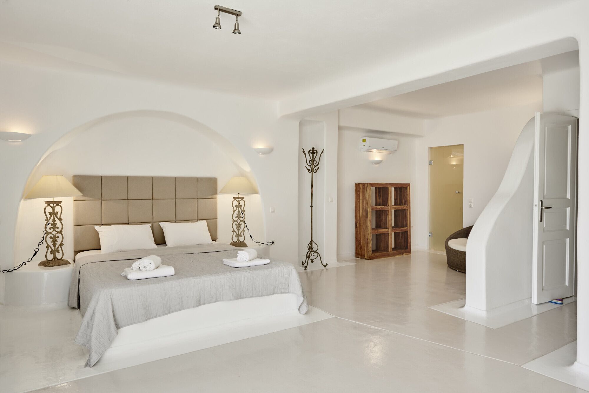 Grace Villa Master House