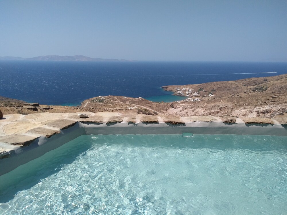 Tinos Sky House