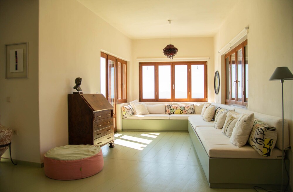 Tinos Sky House