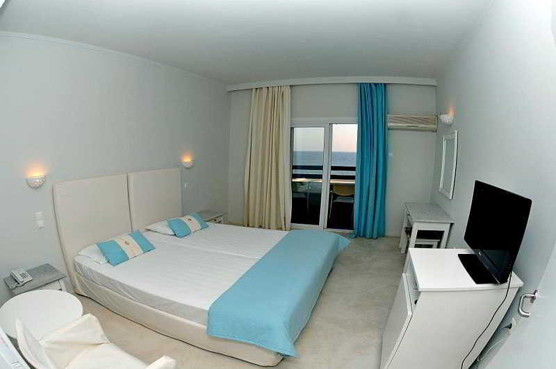 Tinos Beach Hotel