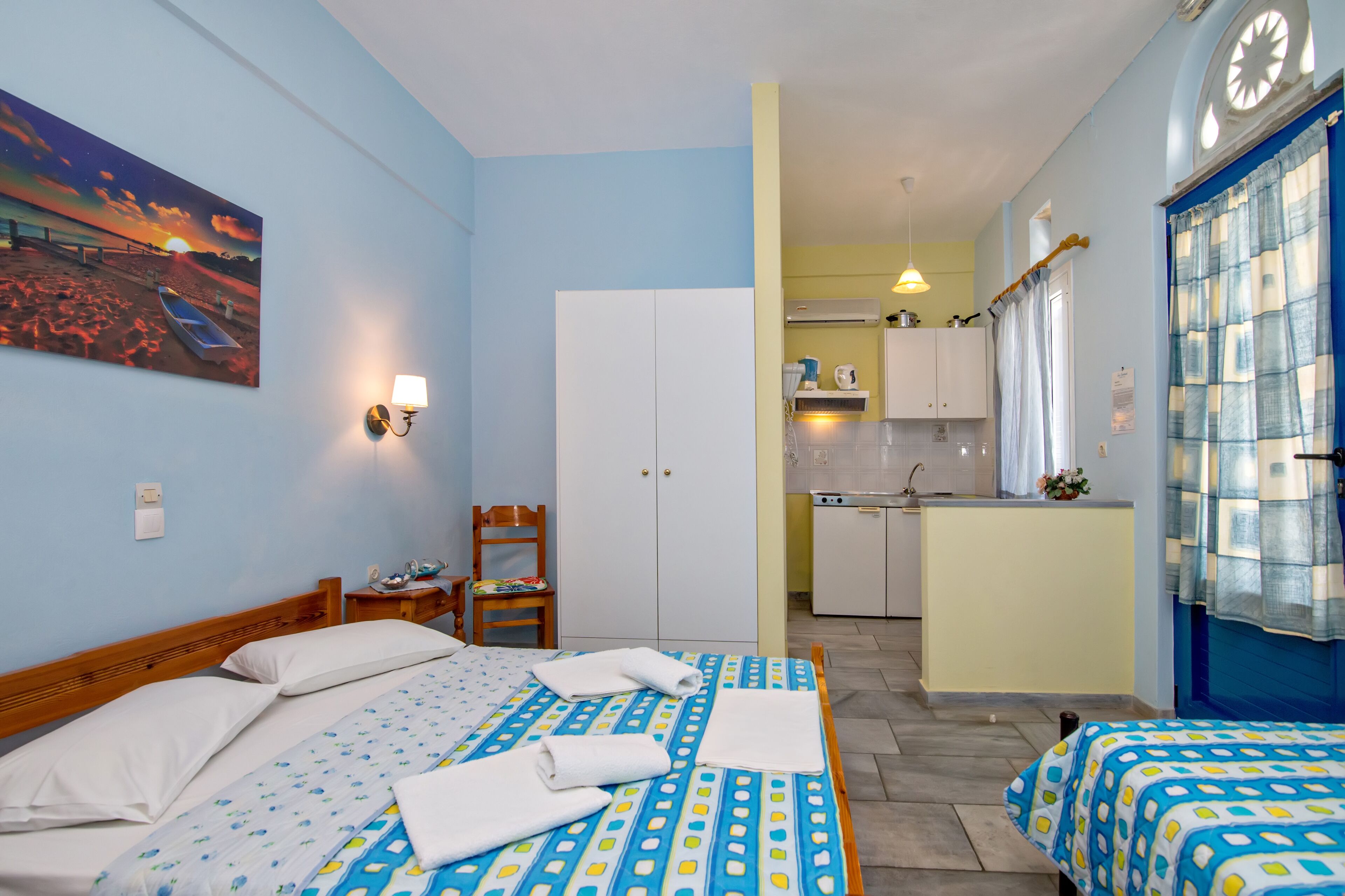 Irini Apartments & Studios