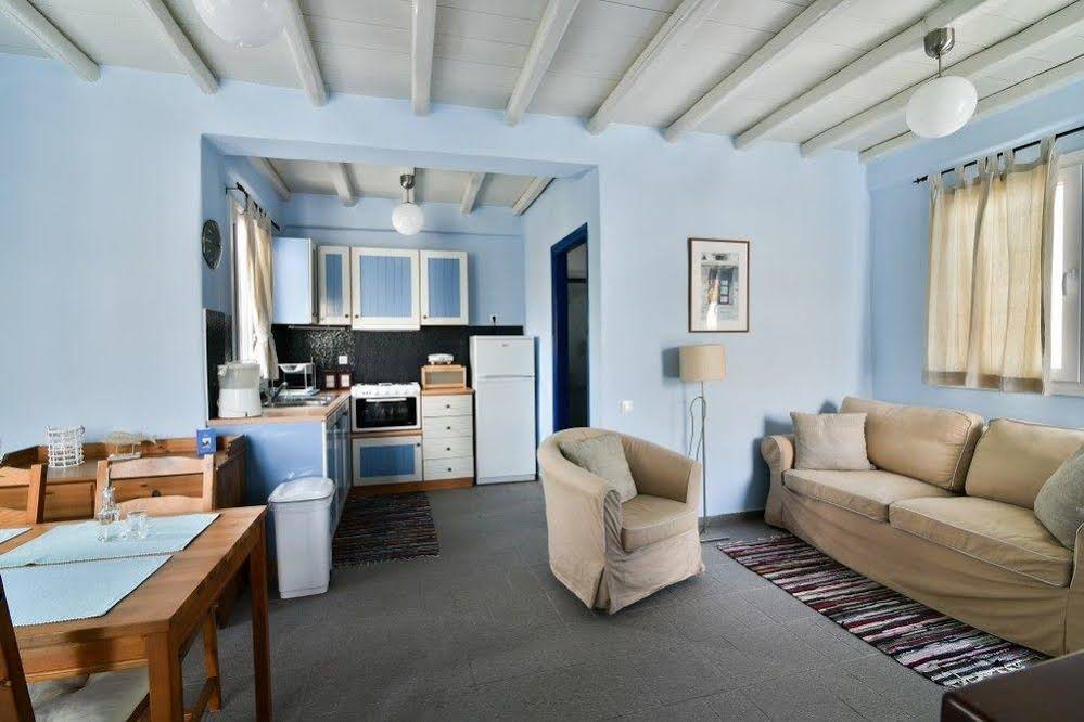 Glafki Studios & Suites