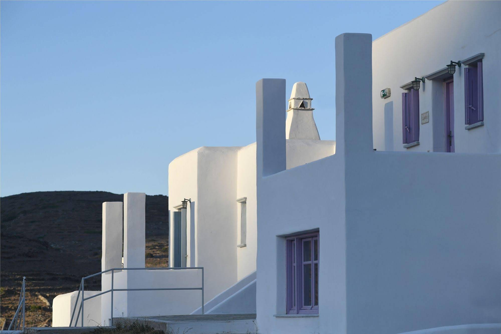 Glafki Studios & Suites
