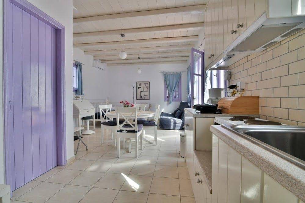 Glafki Studios & Suites