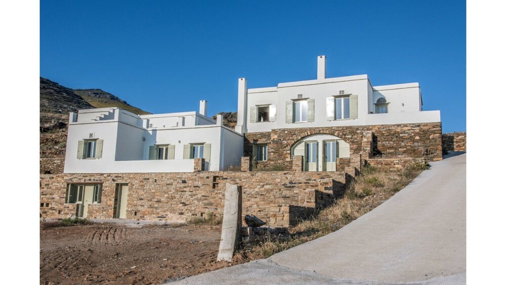 Magnolia House Tinos