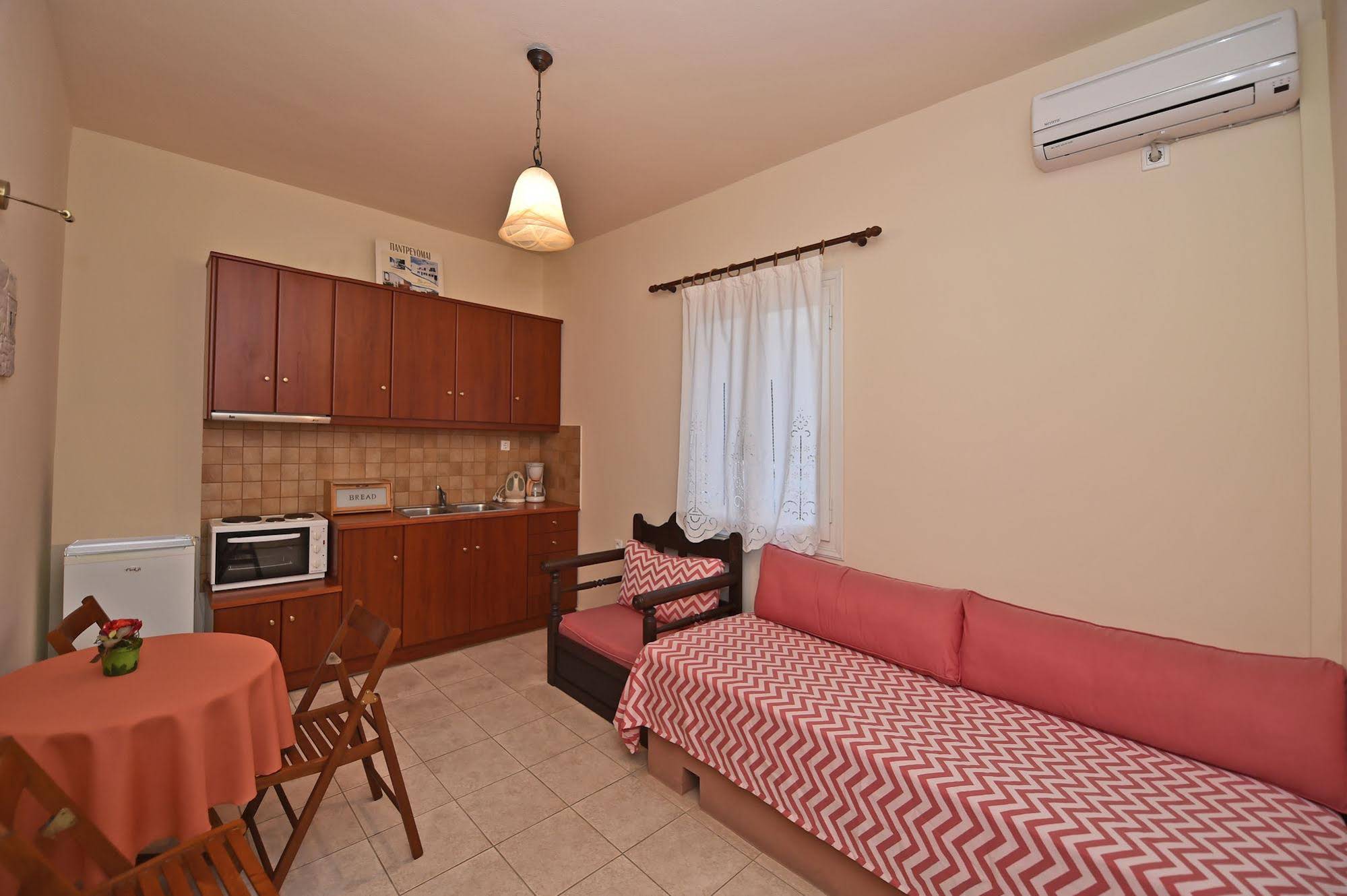 Matas Apartments