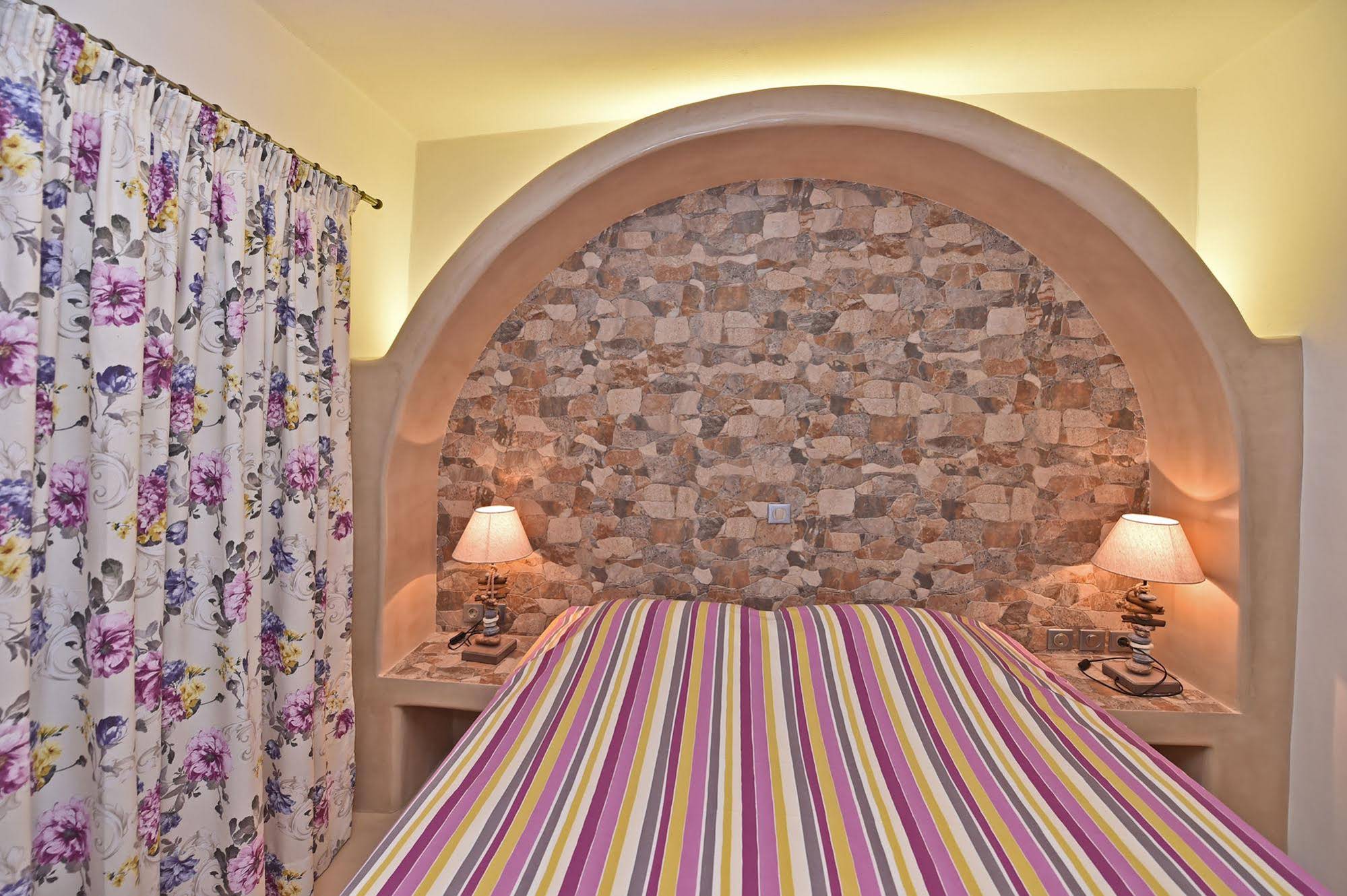 Tinos Aqua Palazzo