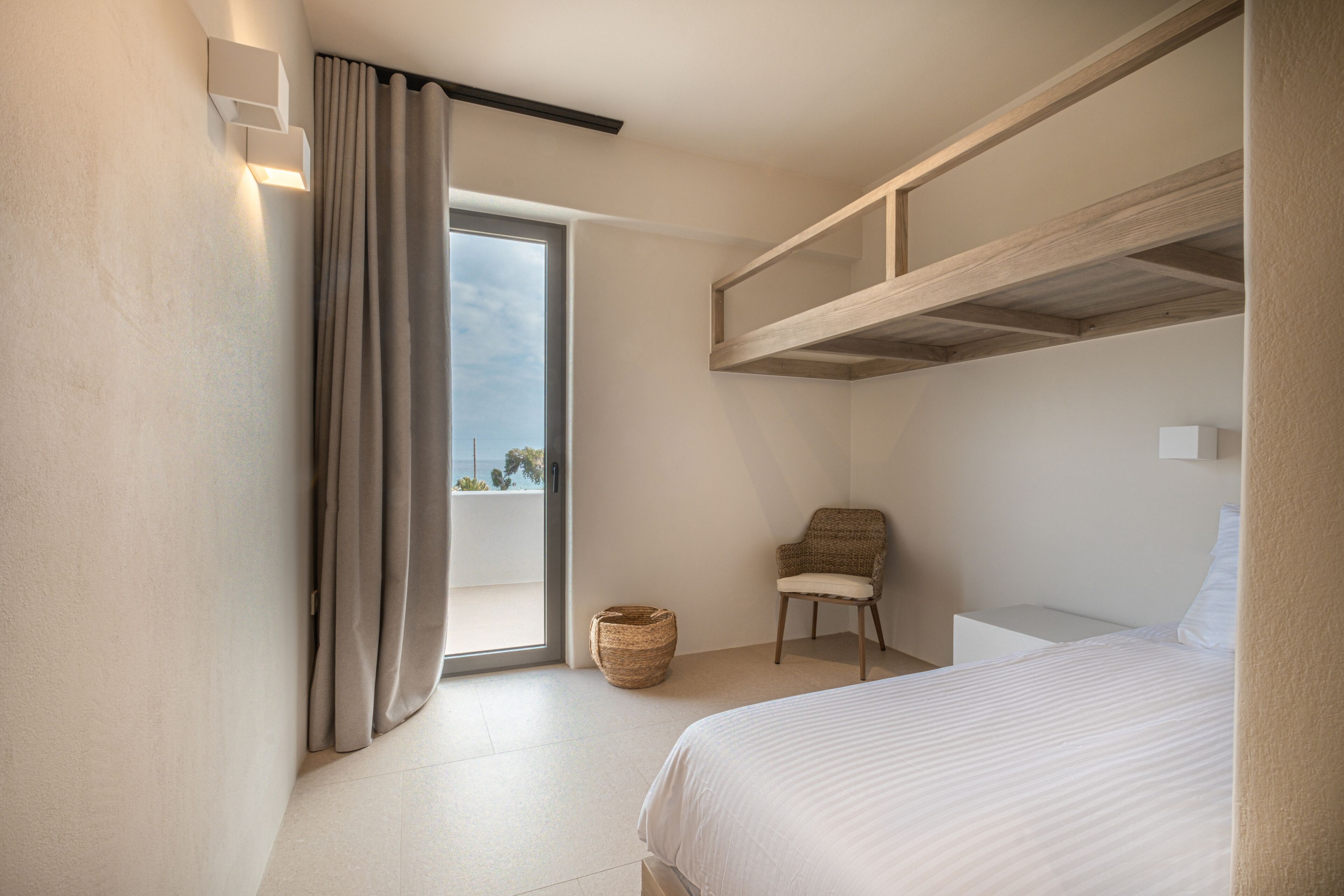 Yenesis Seaside Retreat