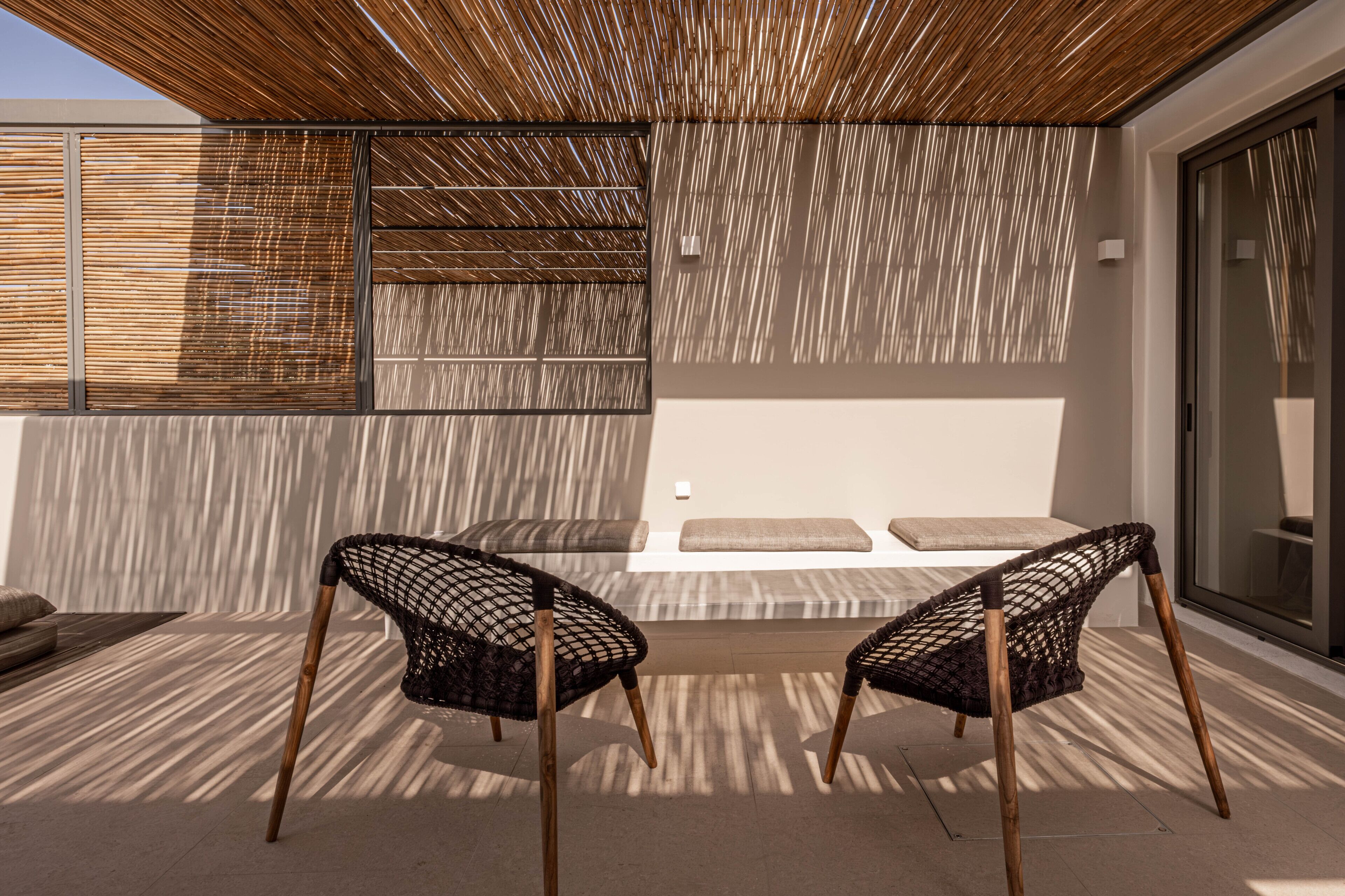 Yenesis Seaside Retreat