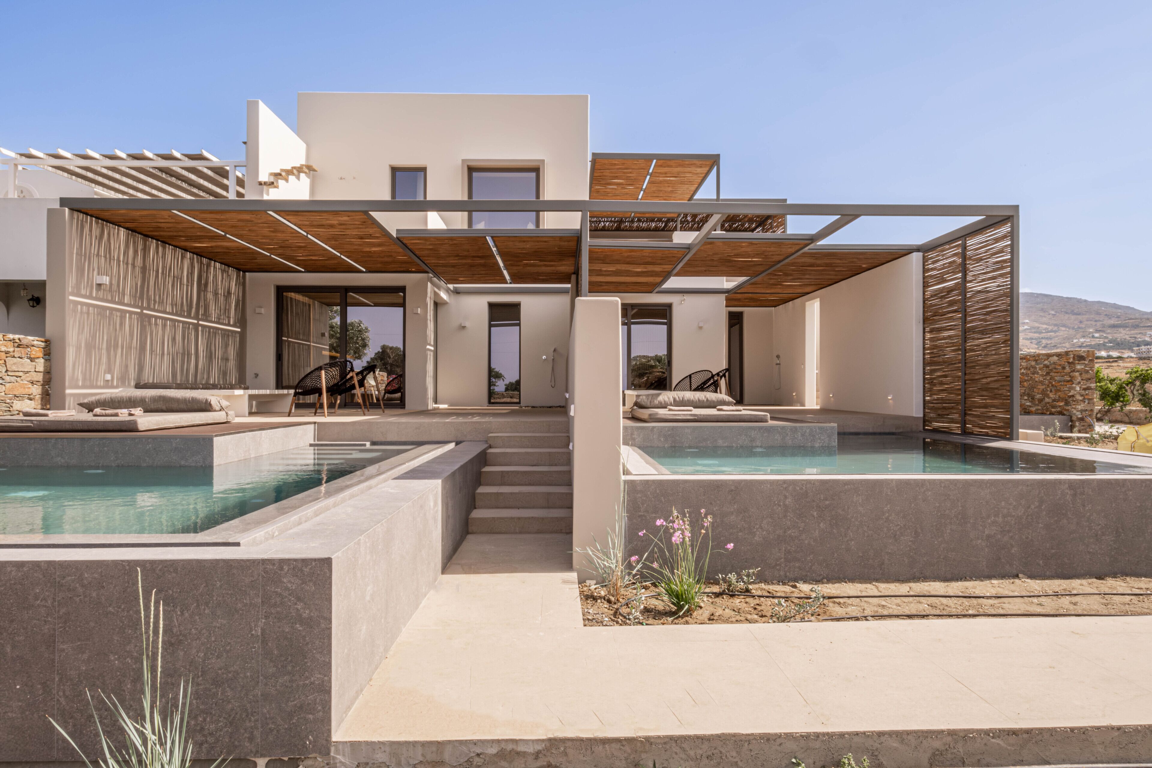 Yenesis Seaside Retreat