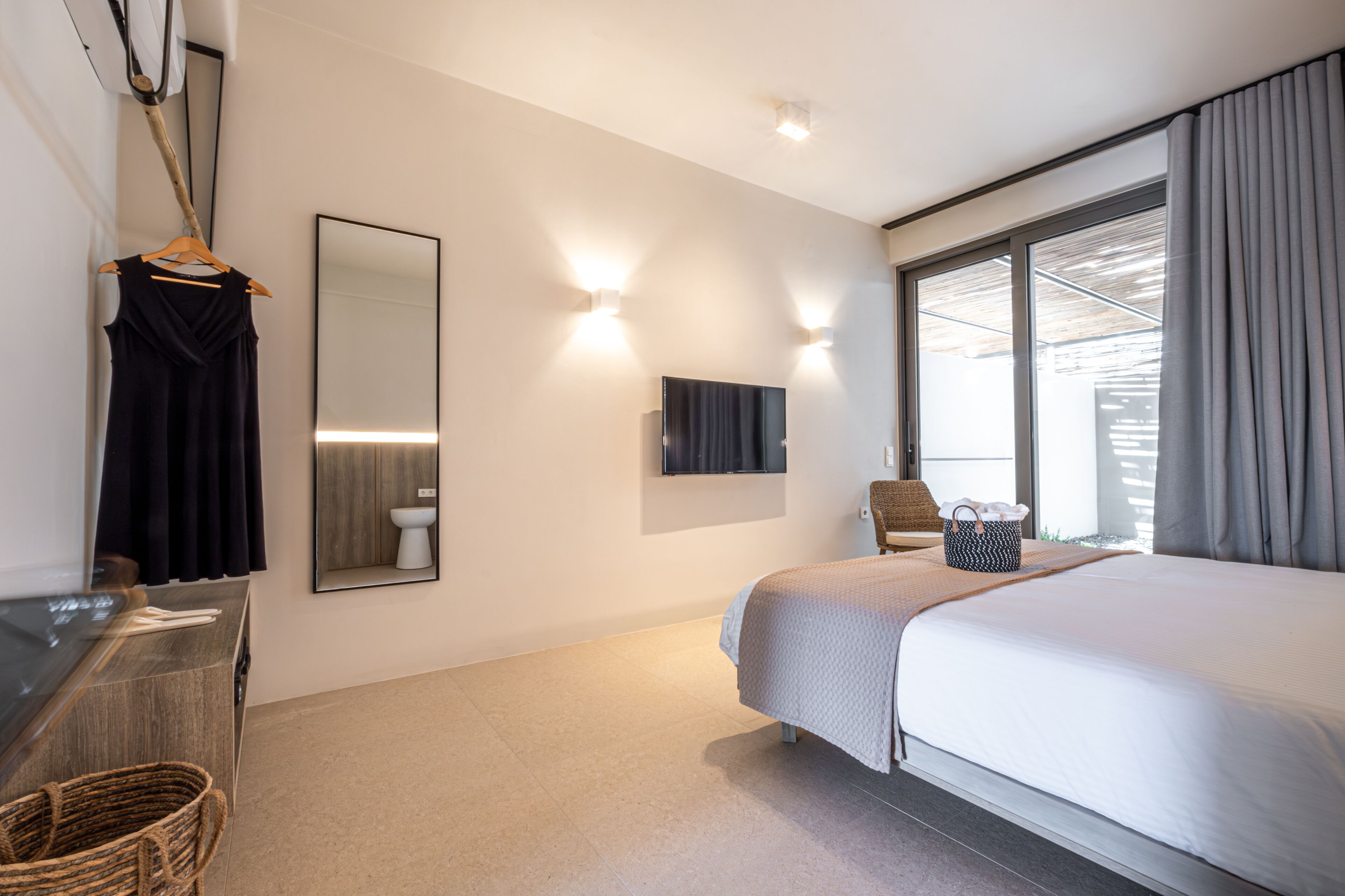 Yenesis Seaside Retreat