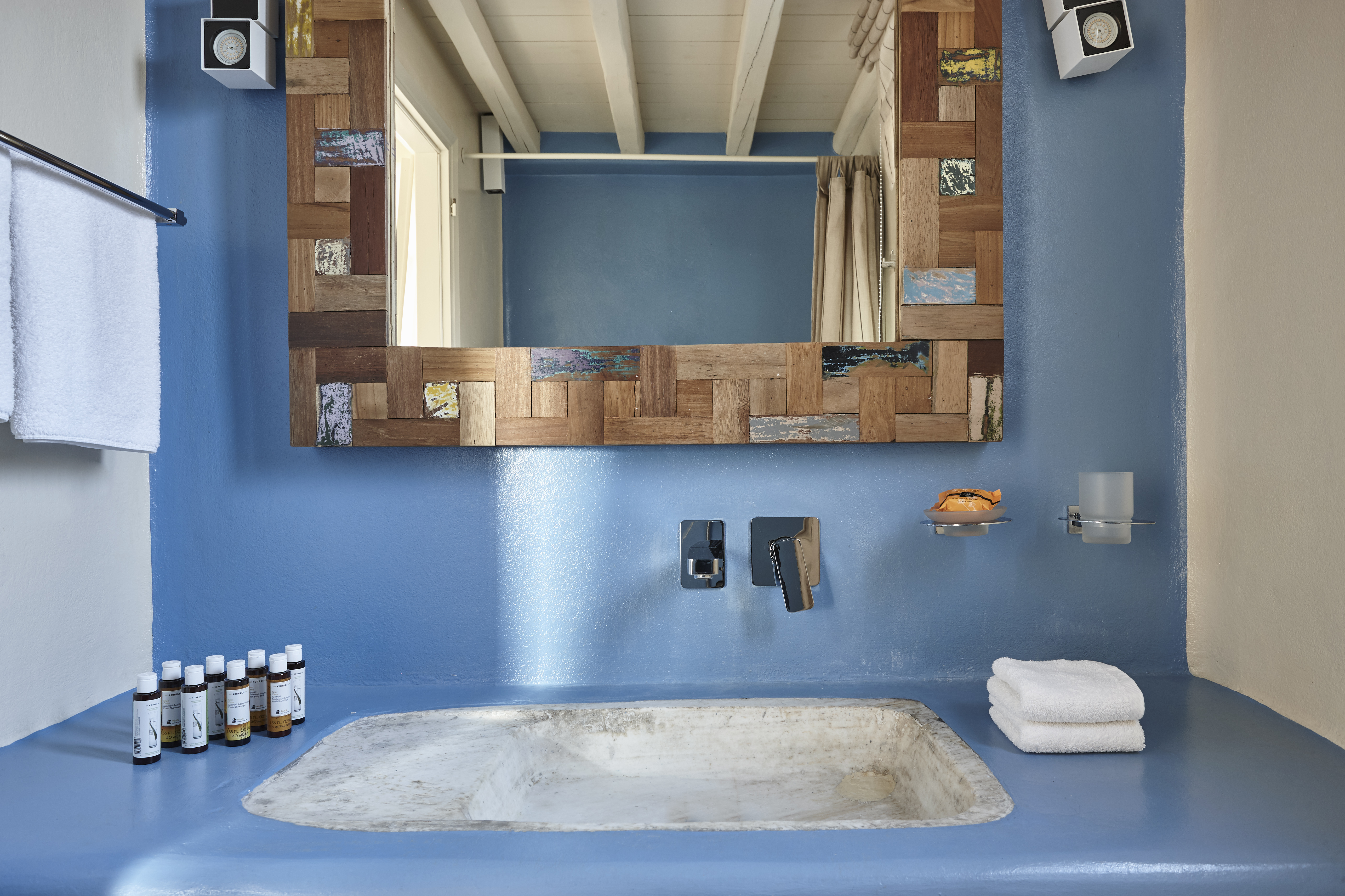 Aeolis Tinos Suites