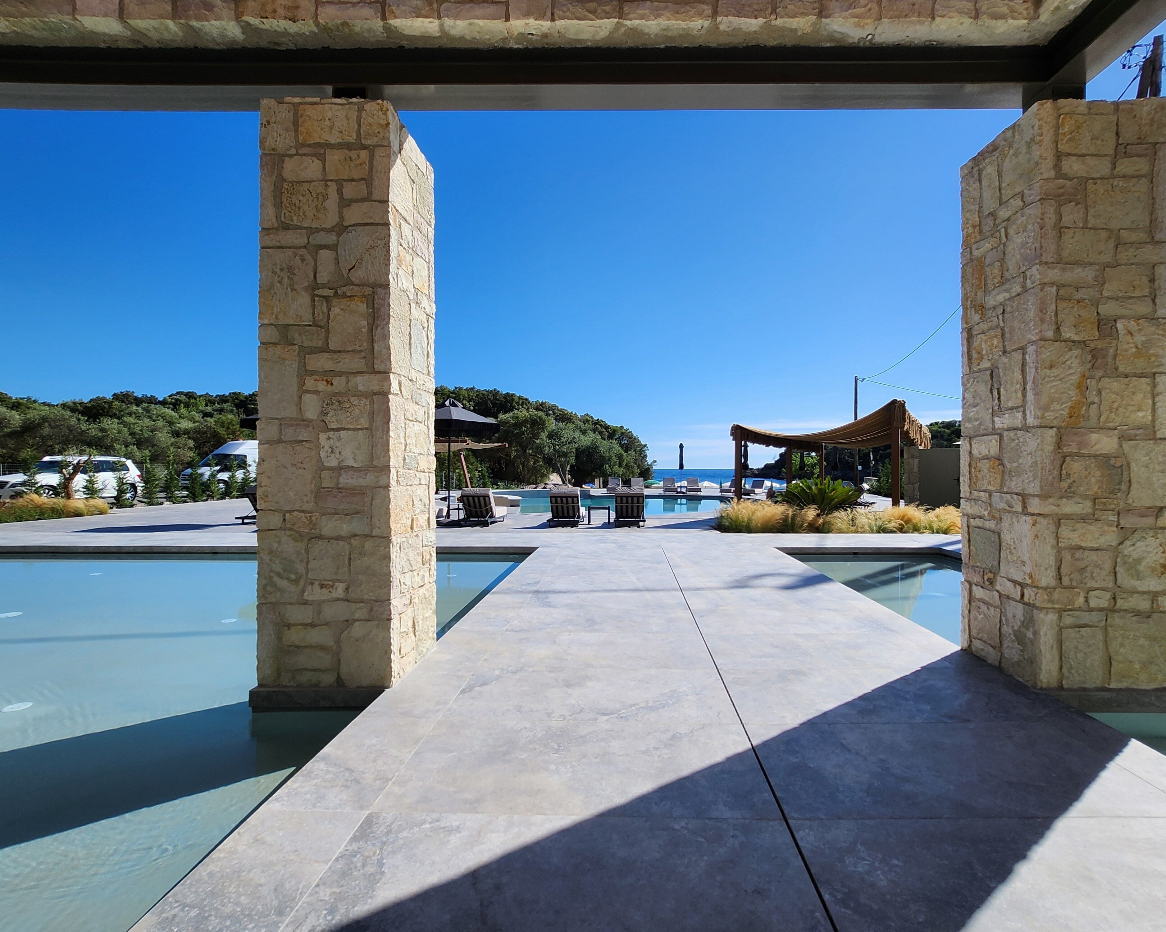 Arete Lifestyle Hotel