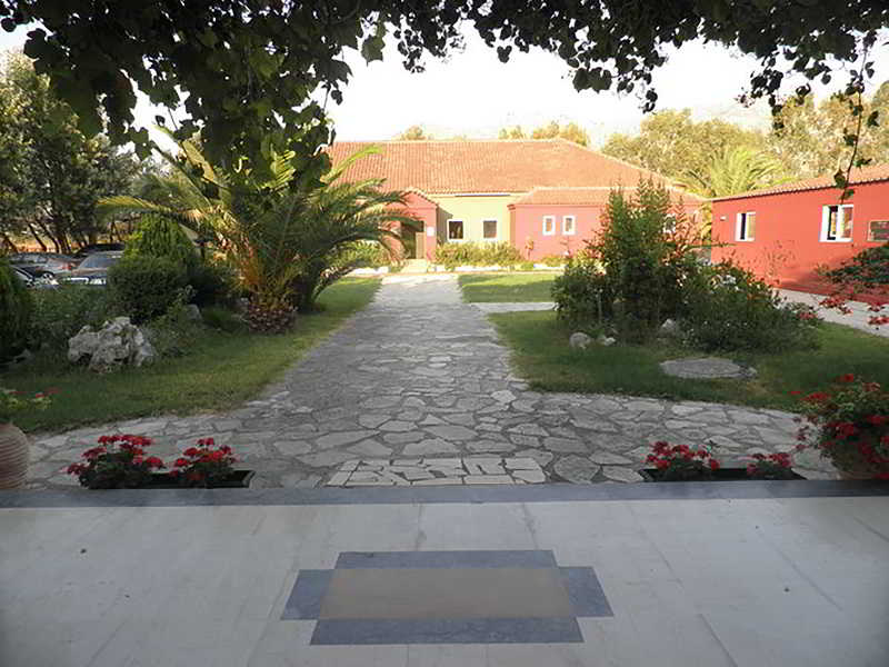 Paleros Garden Village Resort