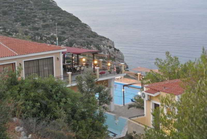 Blue Beach Bungalows