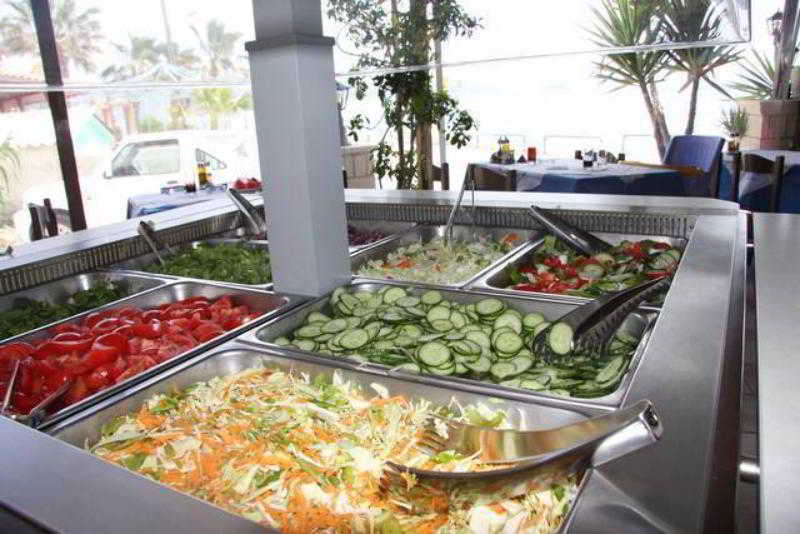 Cameo Beach Resort