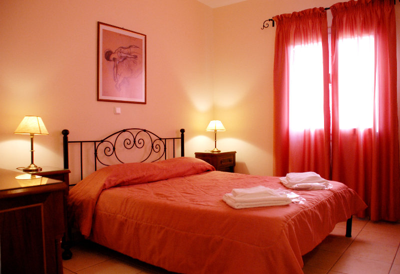 Erietta Luxury Apartments