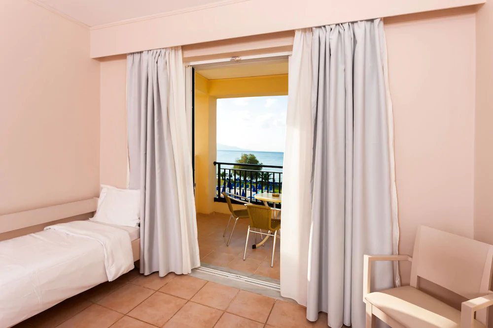 Alykanas Village Hotel