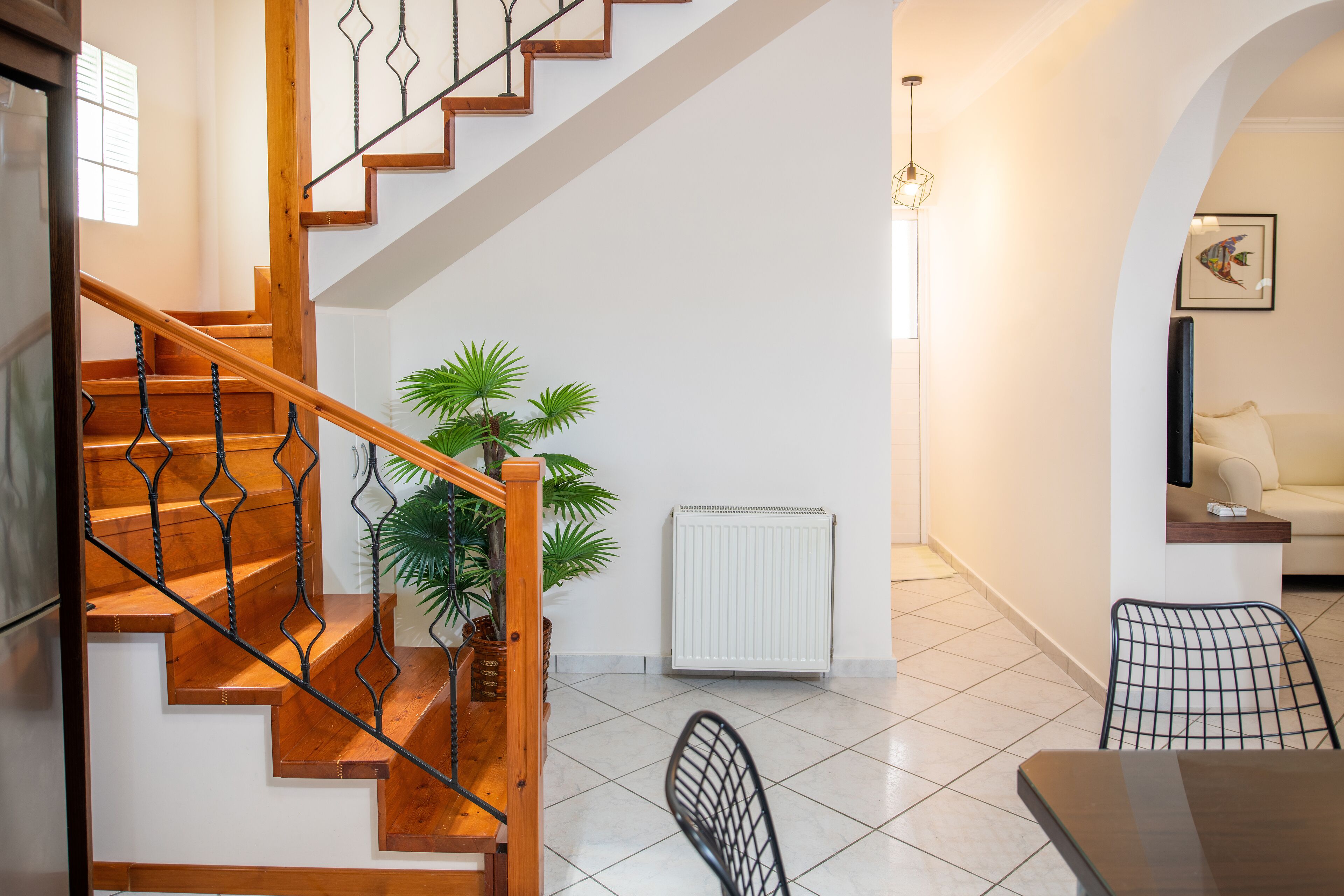 Diogenis House