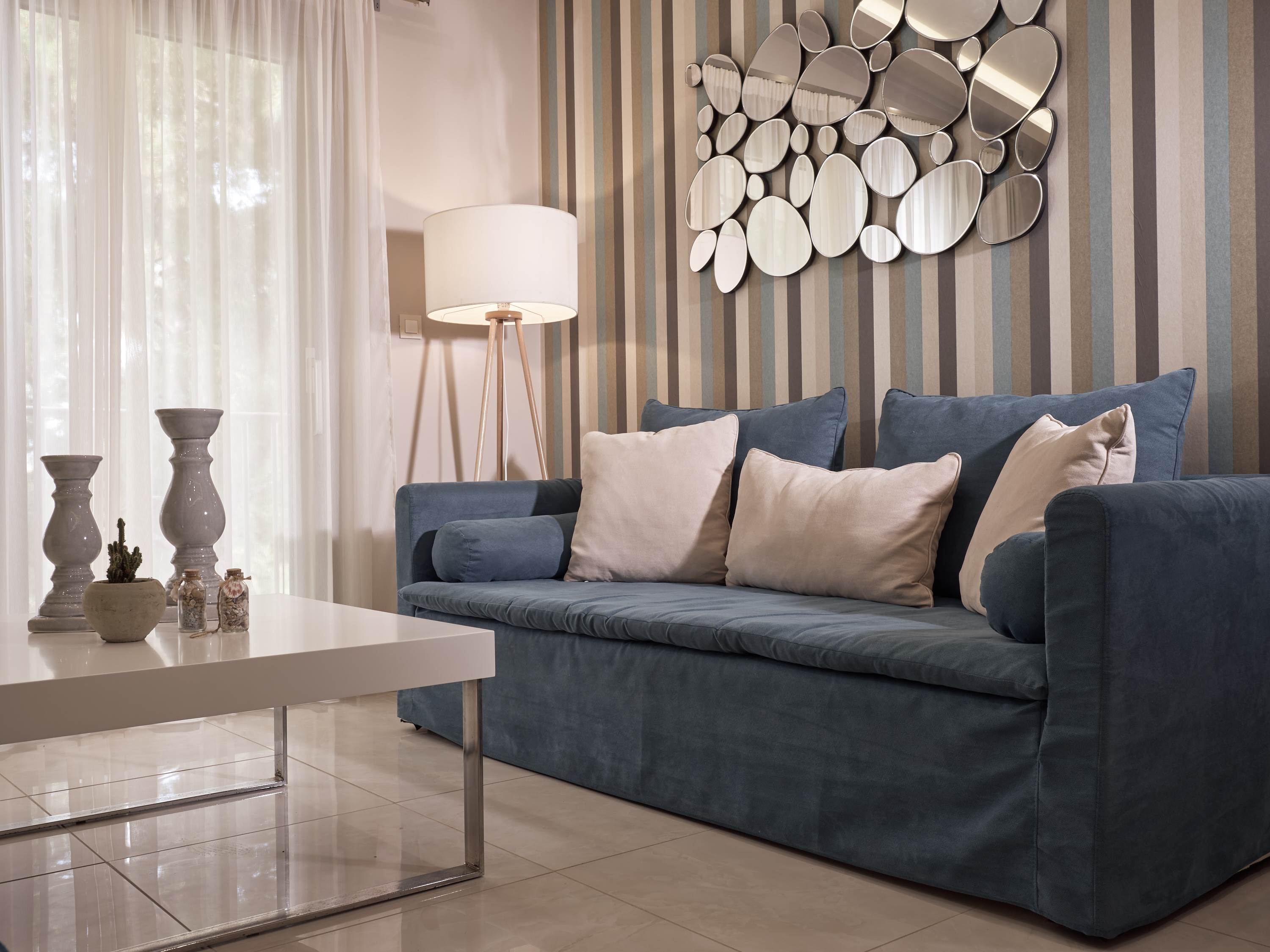 Koukounaria Hotel & Suites