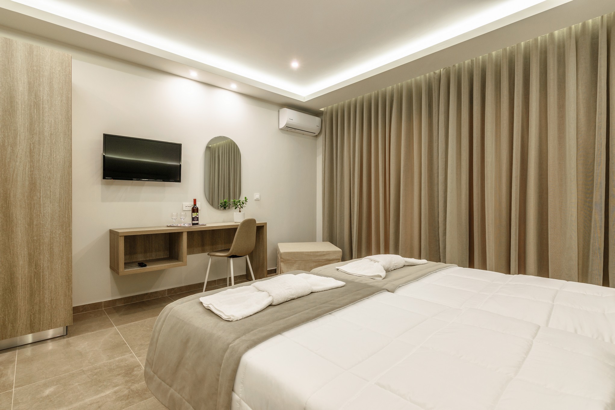 Remezzo Studios & Apartments