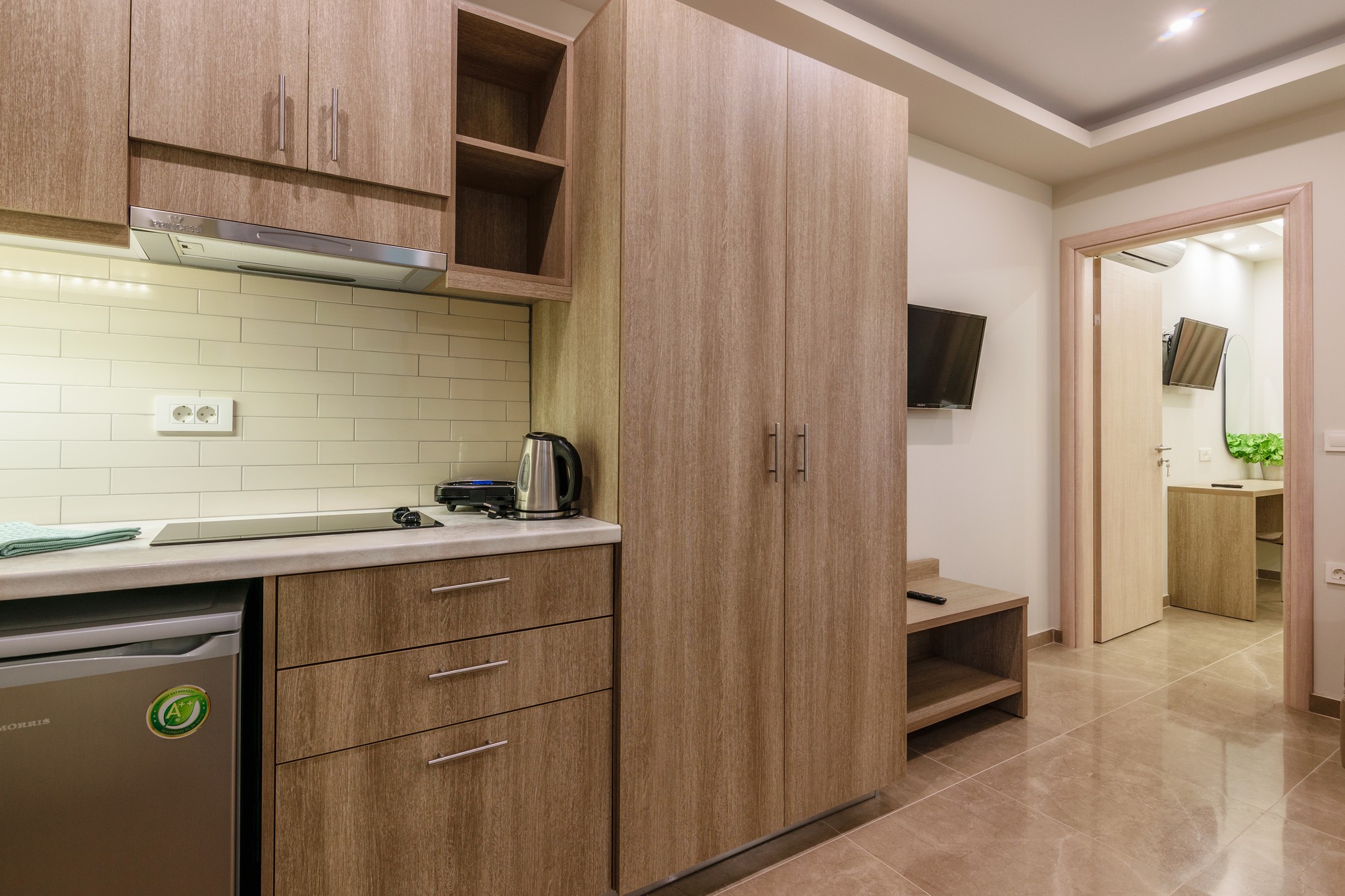 Remezzo Studios & Apartments