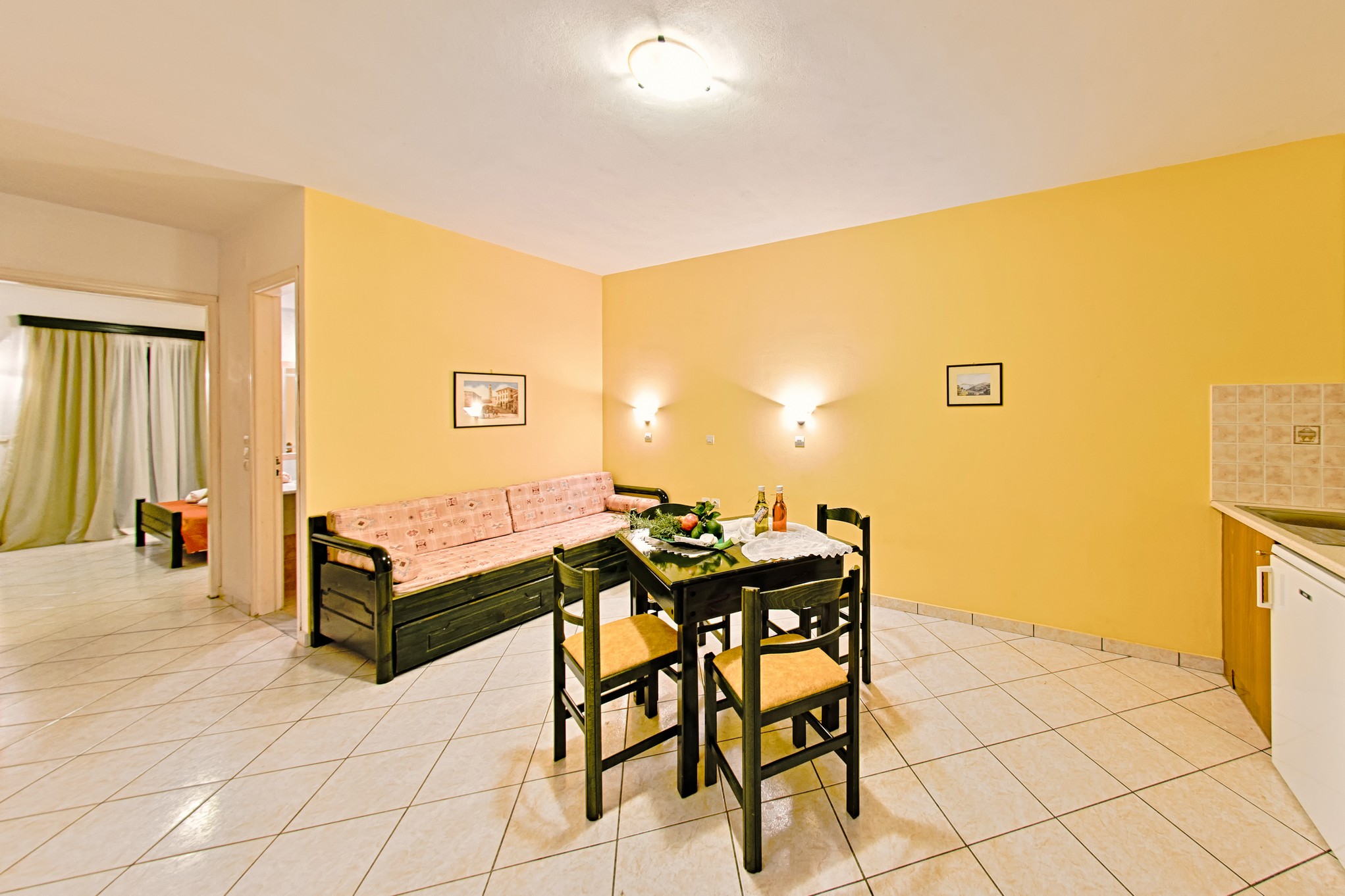 Remezzo Studios & Apartments