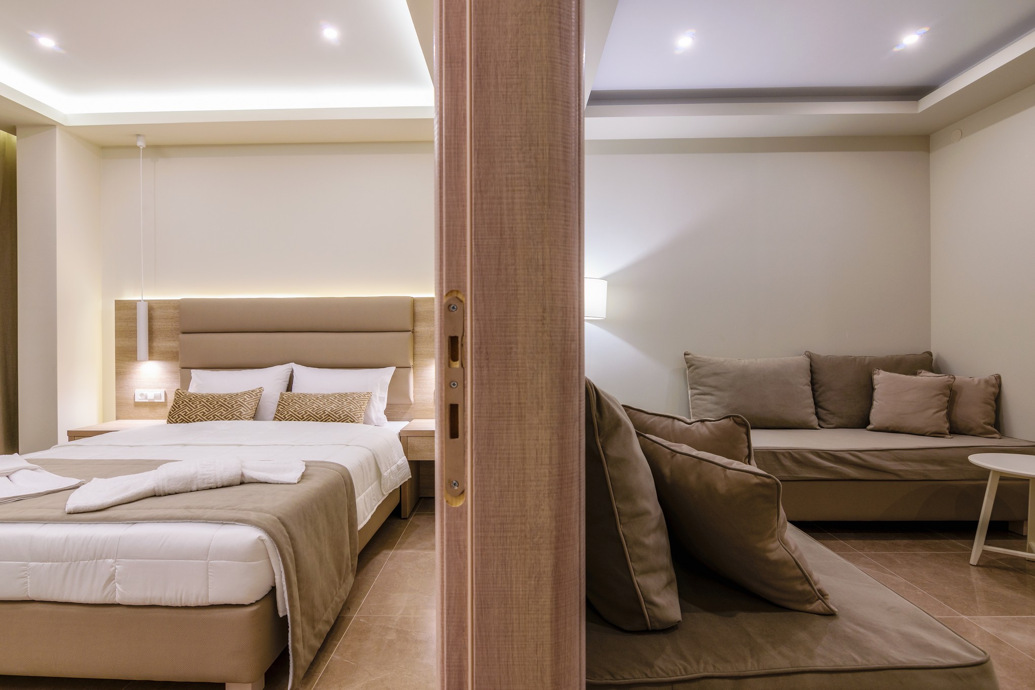 Remezzo Studios & Apartments