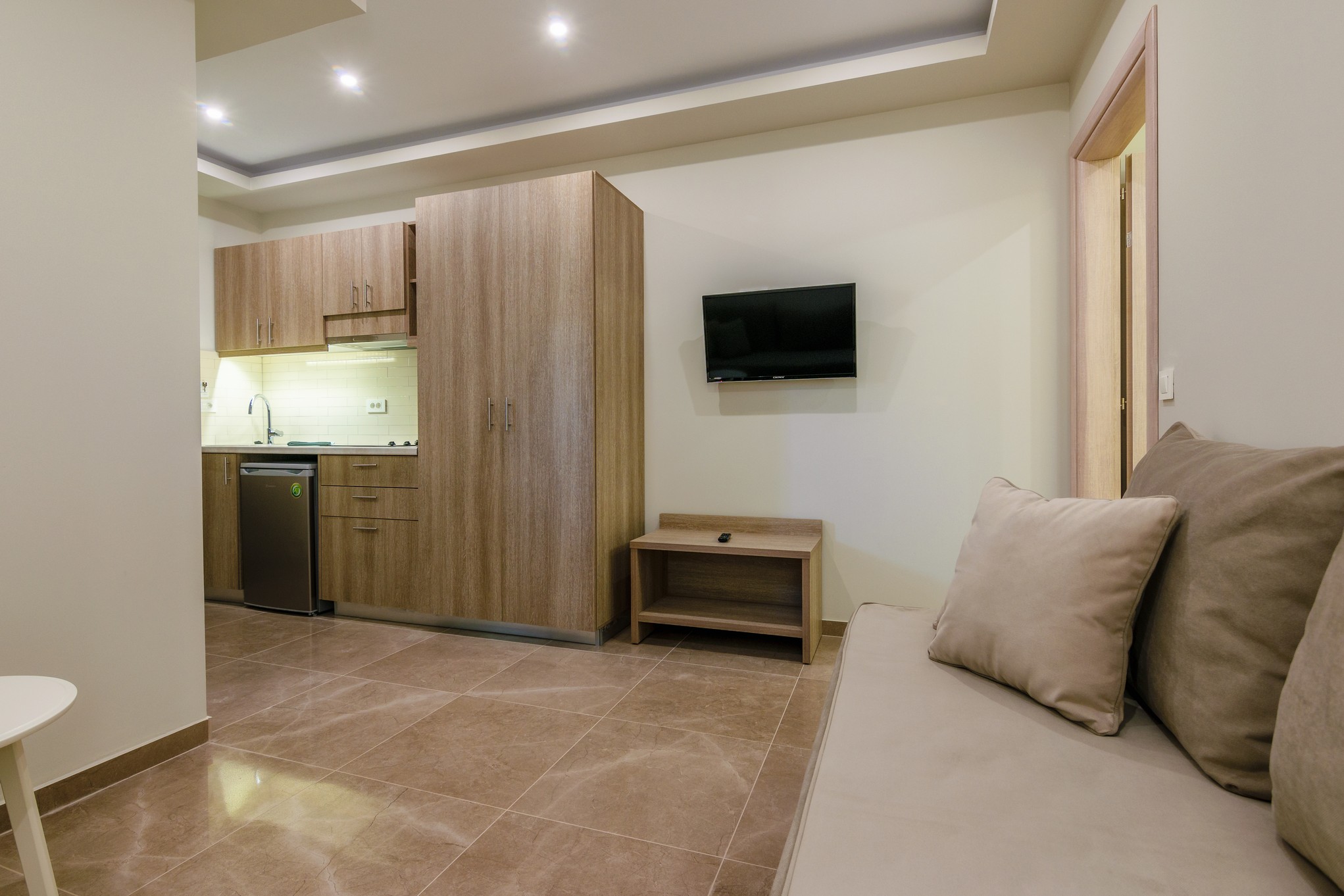 Remezzo Studios & Apartments