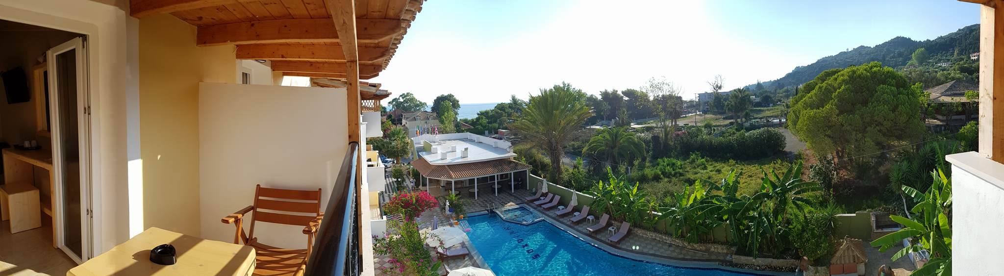Iniohos Hotel