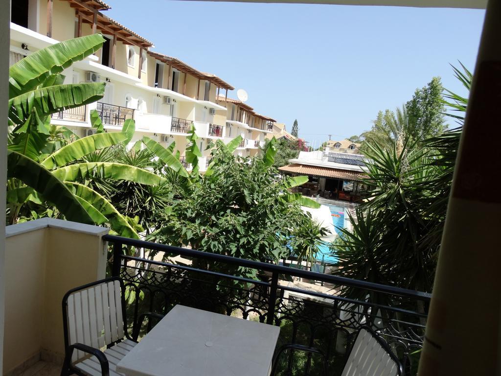 Iniohos Hotel