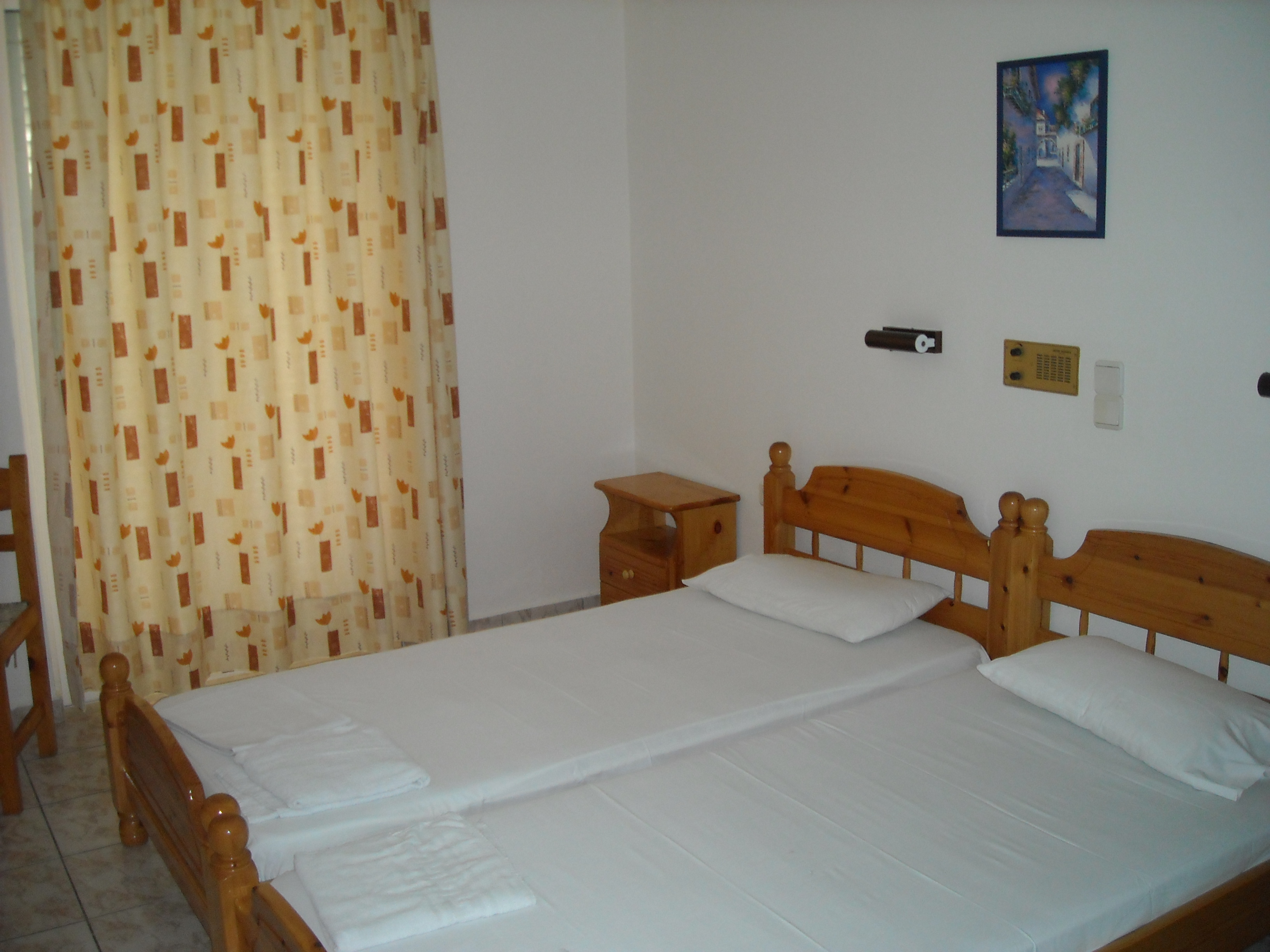 Iniohos Hotel