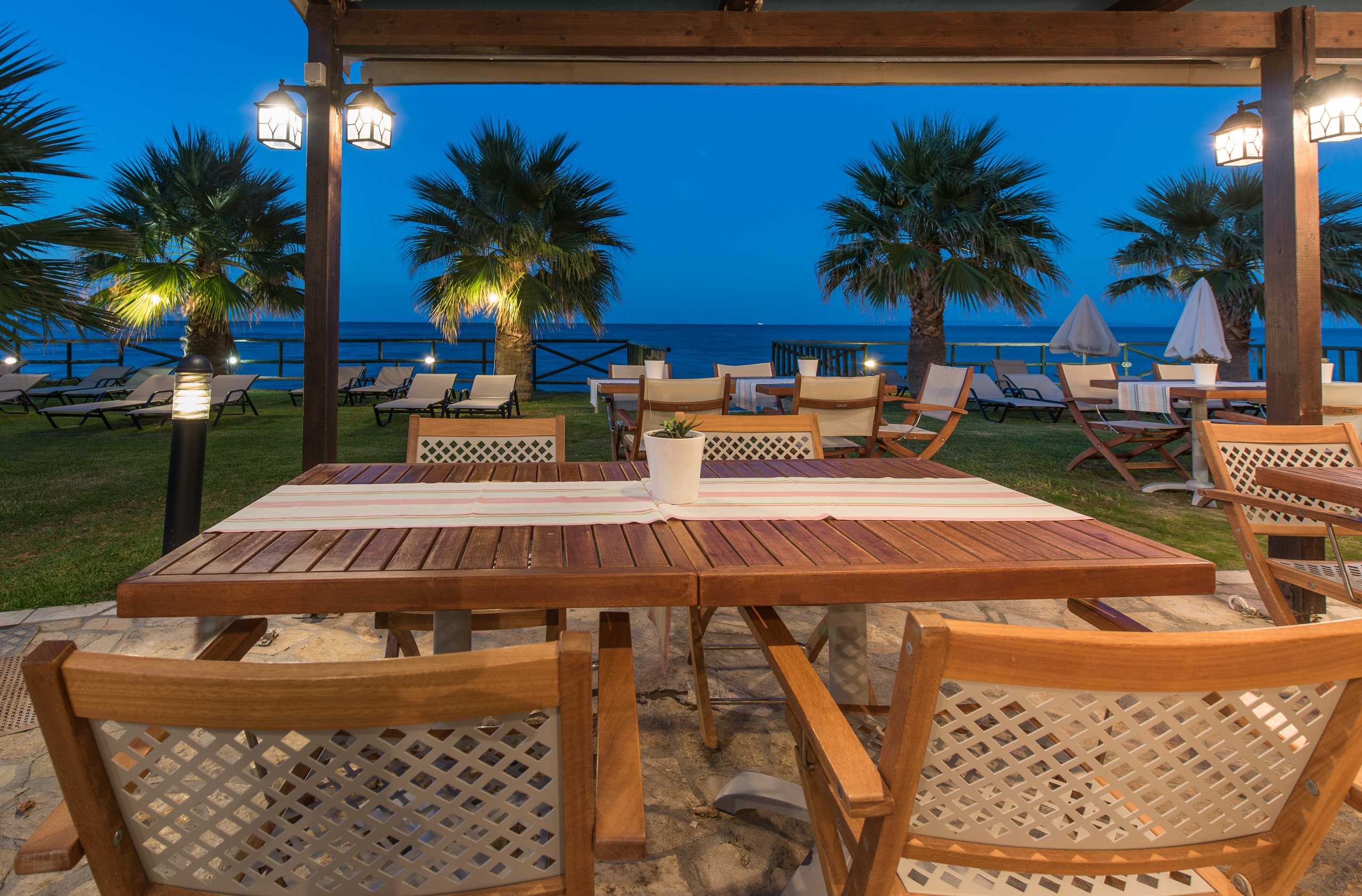 Windmill Bay Hotel