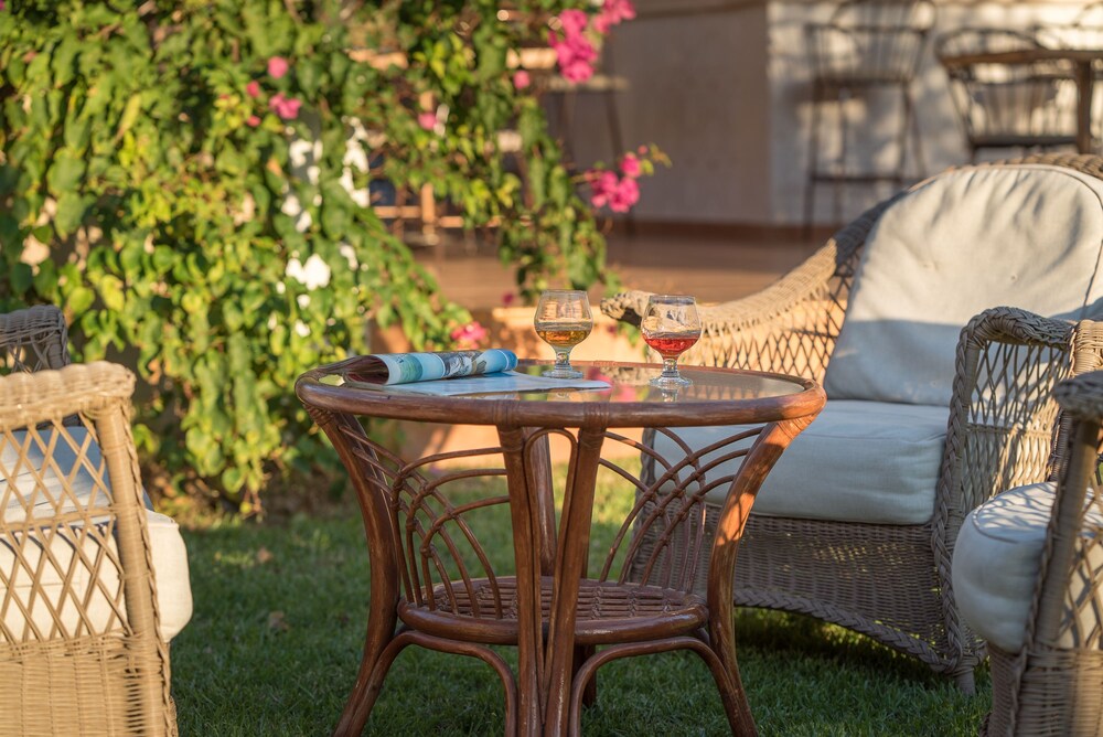 Aeolos Boutique Hotel & Suites