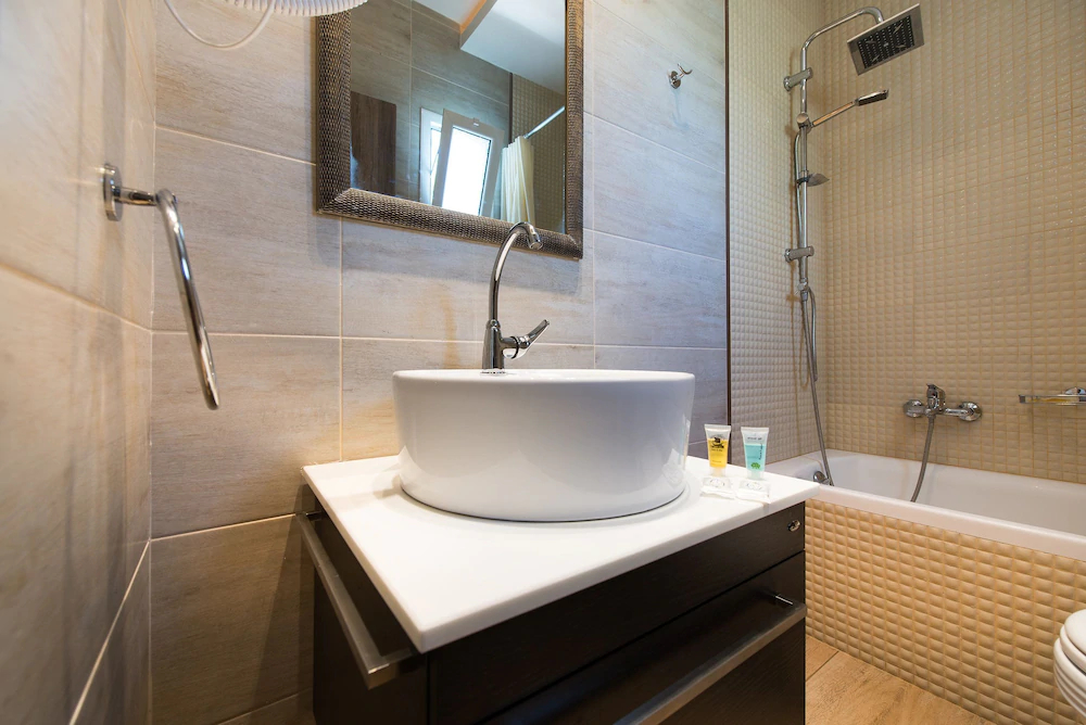 Aeolos Boutique Hotel & Suites