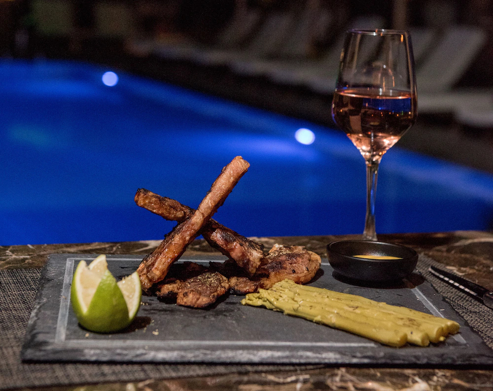 Aeolos Boutique Hotel & Suites