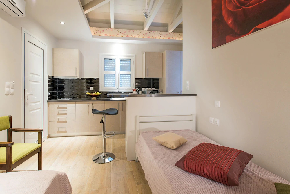 Aeolos Boutique Hotel & Suites