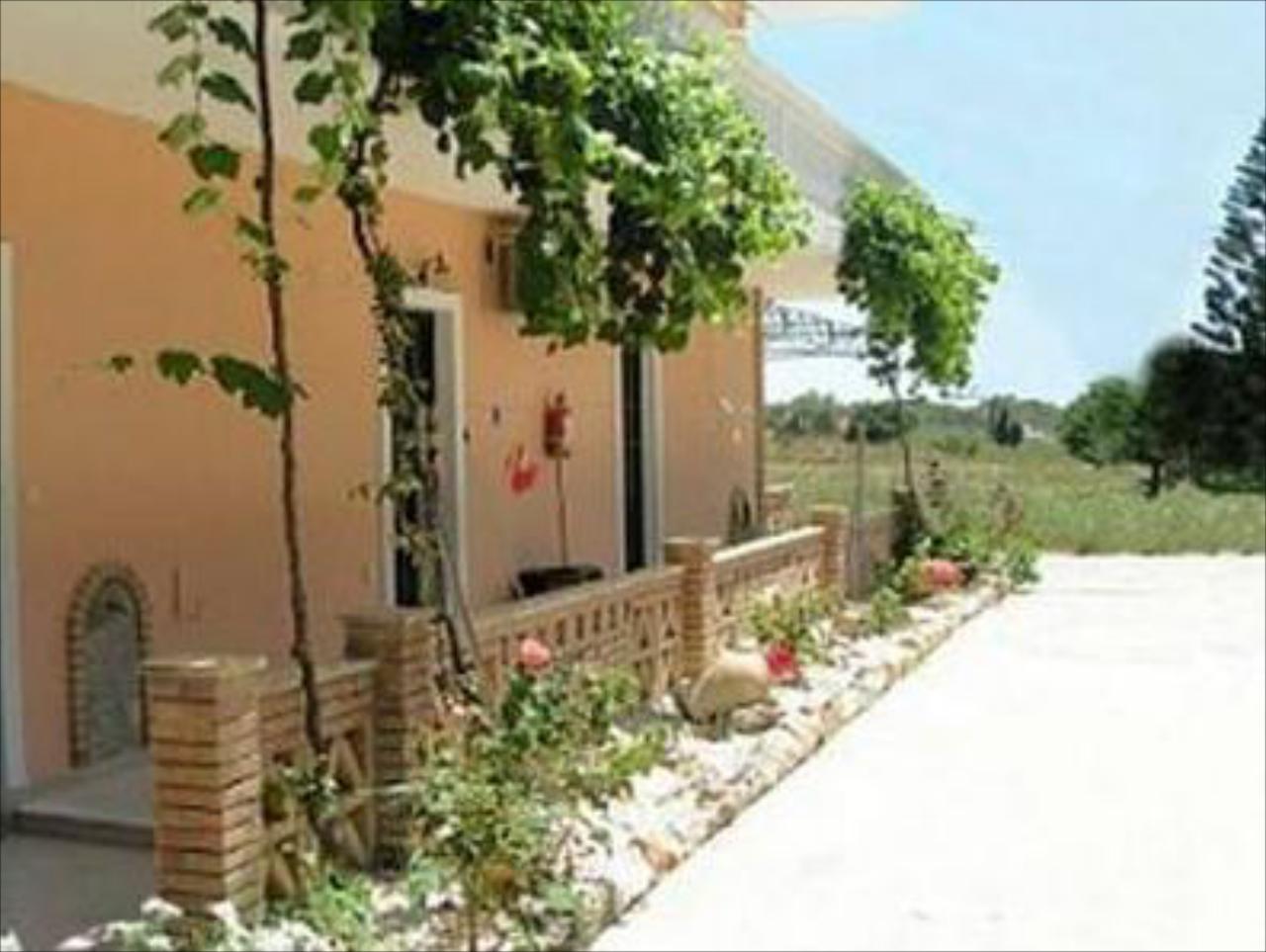 Asteri Studios & Appartments